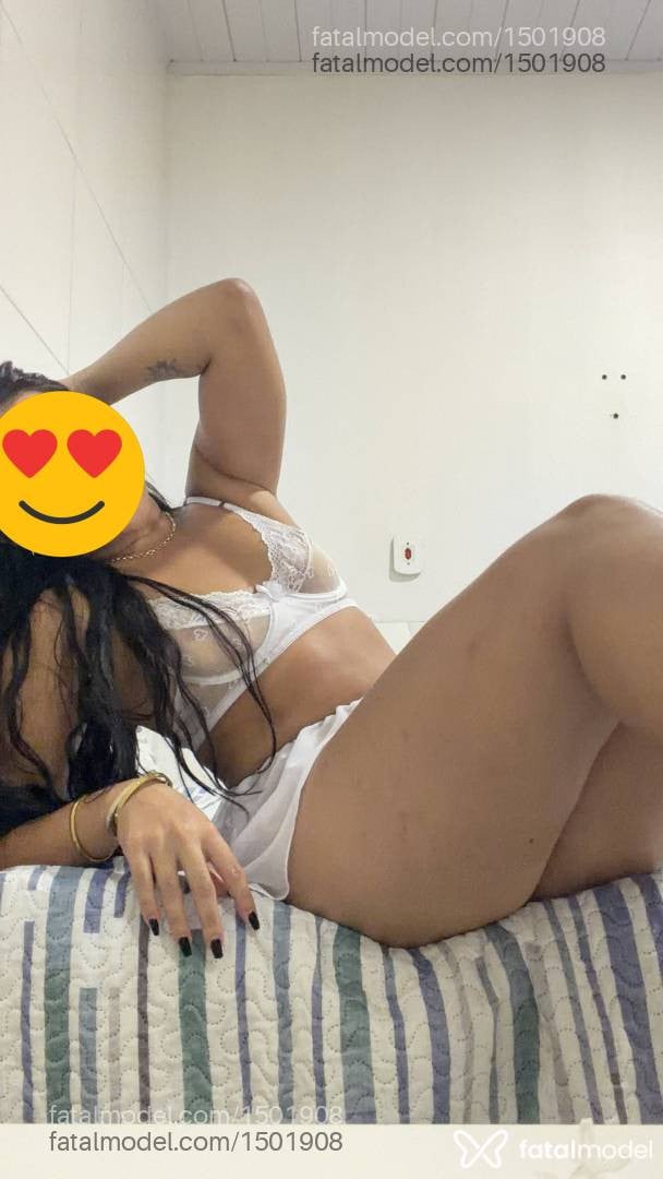 Acompanhante mulher morena (o) de olhos mel - Aline