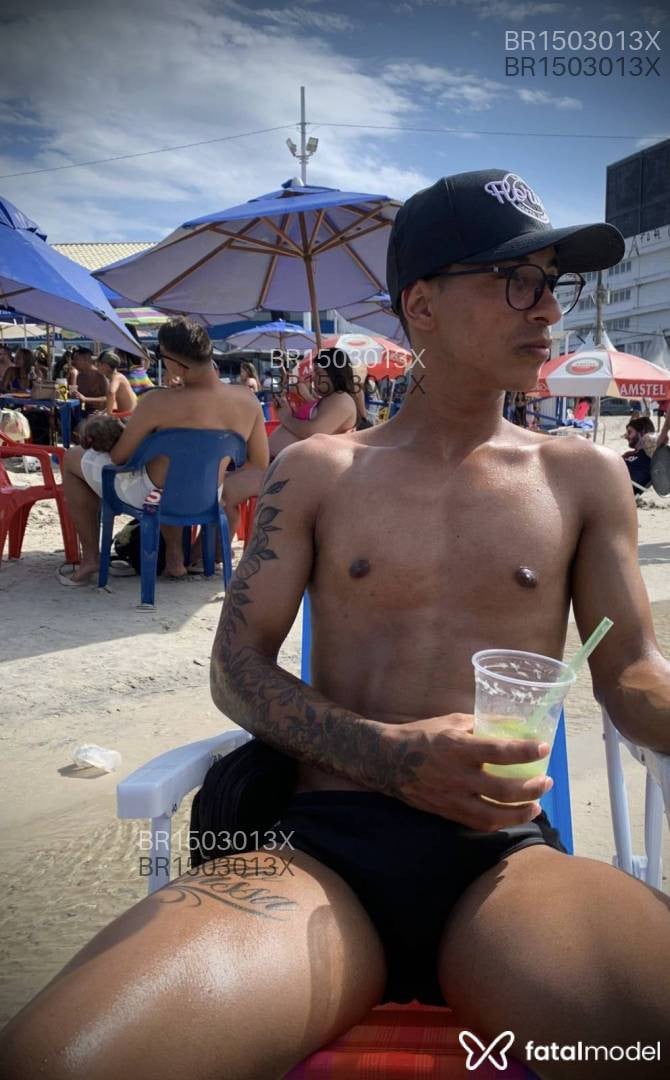 Acompanhante homem morena (o) de olhos pretos em Florianópolis - Nathan