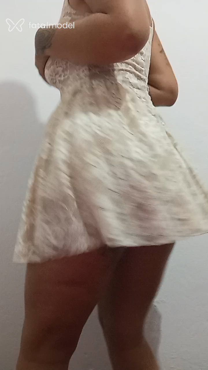 Acompanhante mulher ruiva (o) de olhos castanhos - Bárbarah