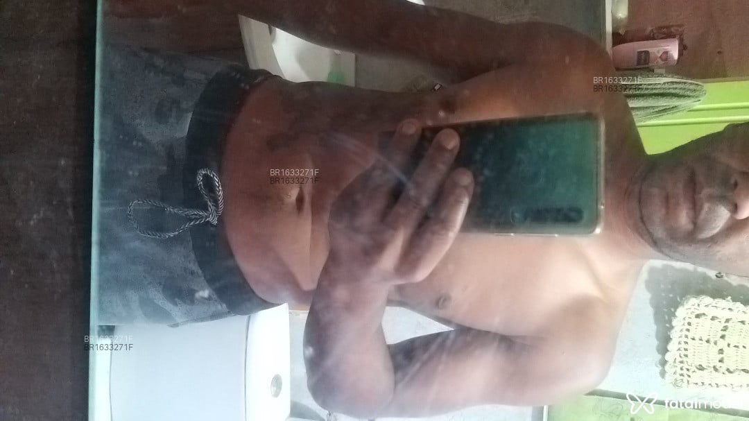 Acompanhante homem com cabelo castanho de olhos pretos em Pelotas - Centauro negro