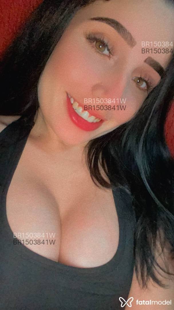 Acompanhante mulher morena (o) de olhos verdes em Goiânia - Mel Rezende