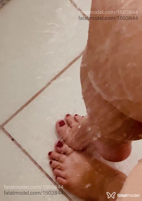 Acompanhante mulher ruiva (o) de olhos castanhos em Bauru - Rubii