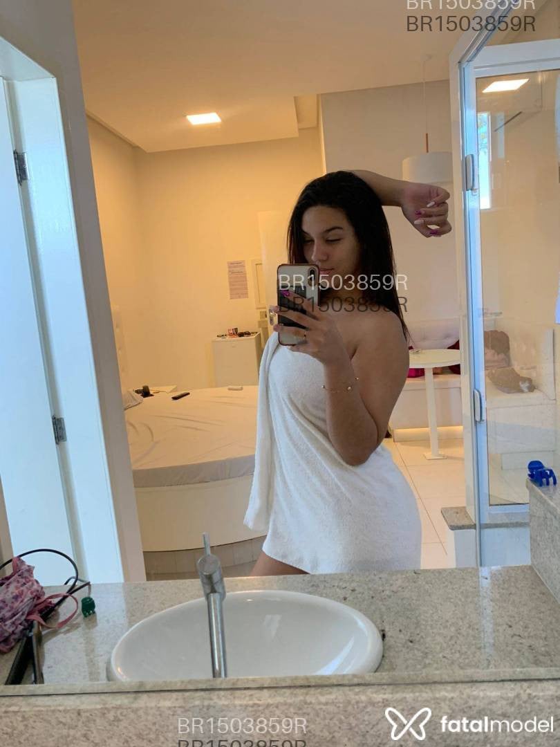 Acompanhante mulher morena (o) de olhos castanhos em Governador Valadares - MAIA MIRELA
