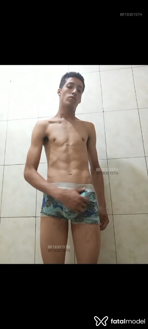 Acompanhante homem morena (o) de olhos pretos em Campo Grande - Richerd