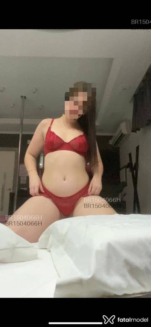 Acompanhante mulher morena (o) de olhos castanhos em Santa Maria - Leticia