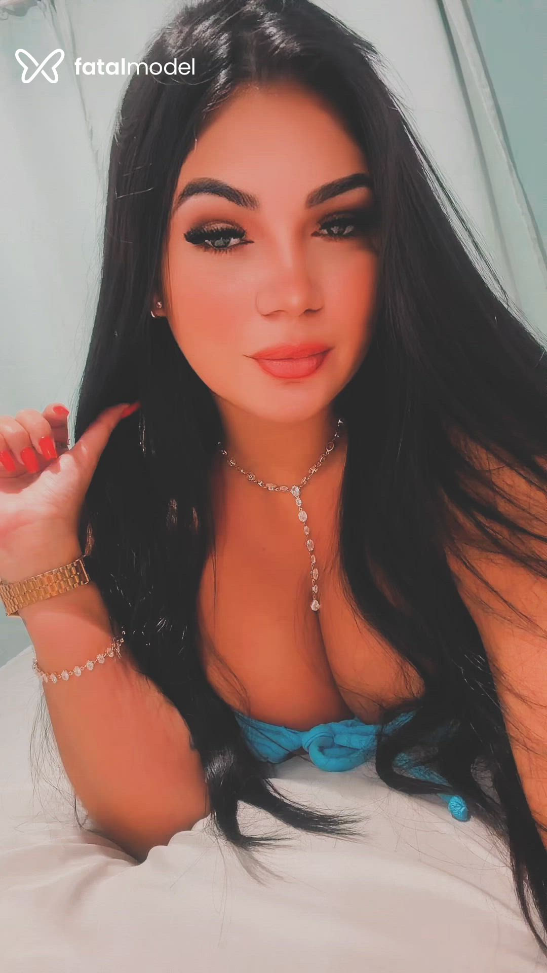Acompanhante mulher morena (o) de olhos castanhos - Elisa