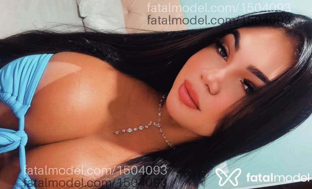 Acompanhante mulher morena (o) de olhos castanhos - Elisa