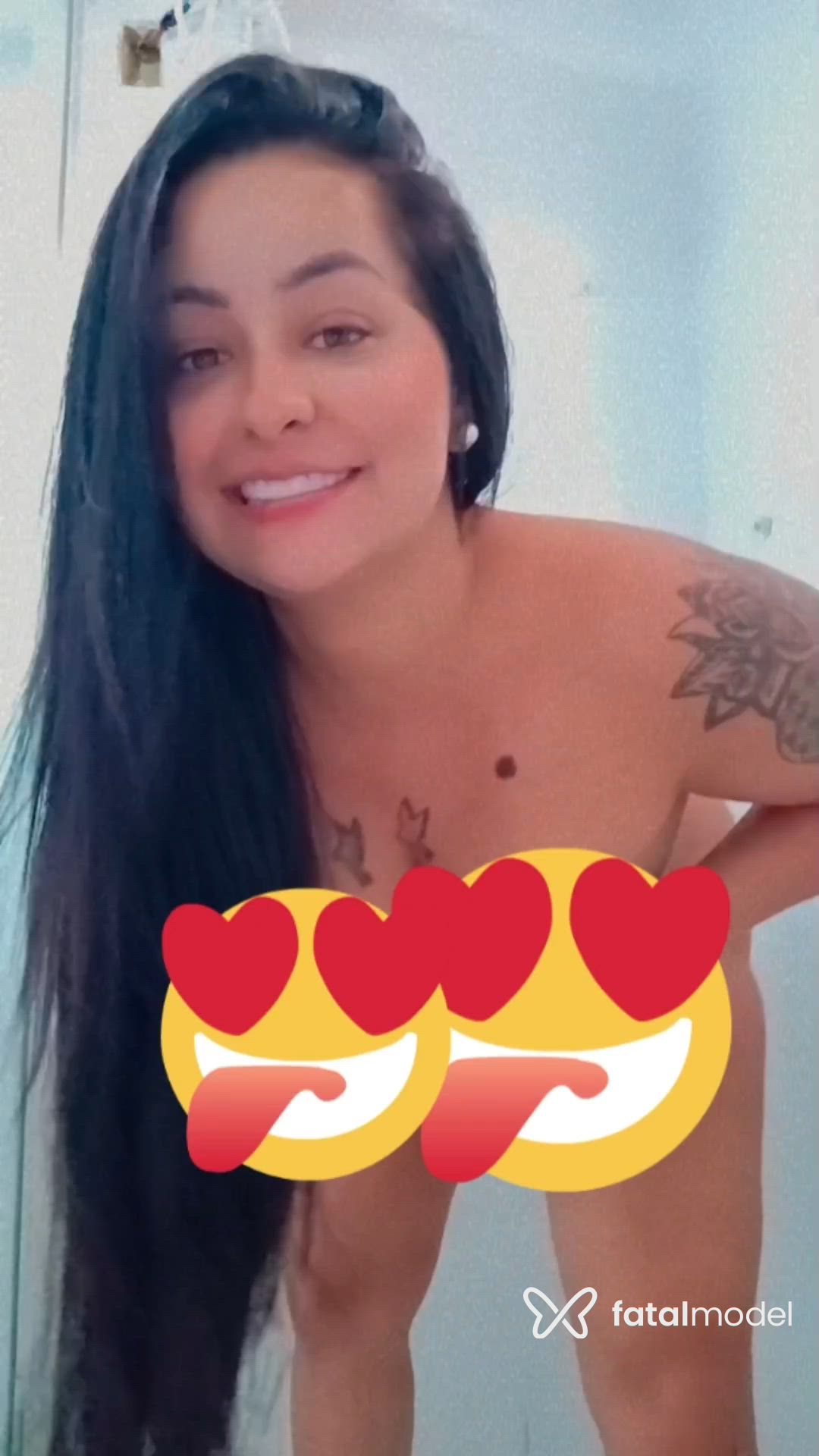 Acompanhante mulher morena (o) de olhos castanhos - Dj BloomTrixx