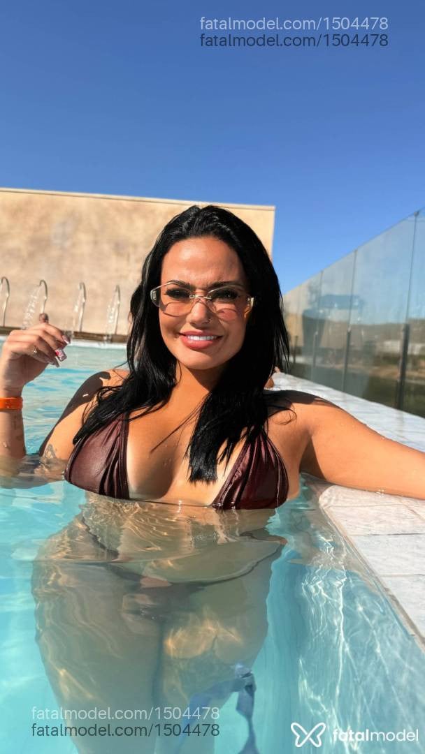 Acompanhante mulher morena (o) de olhos pretos - Sabrina Nordeste