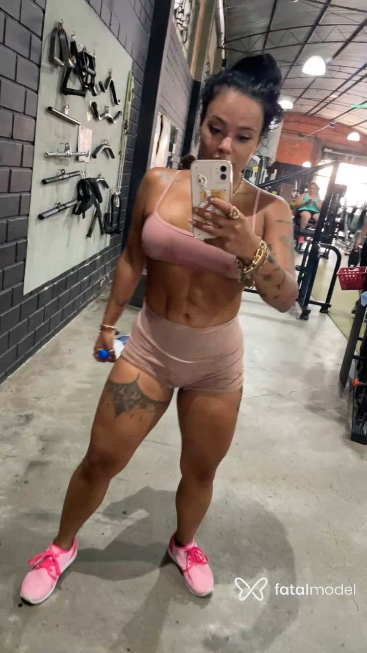 Acompanhante mulher morena (o) de olhos pretos - Sabrina Nordeste