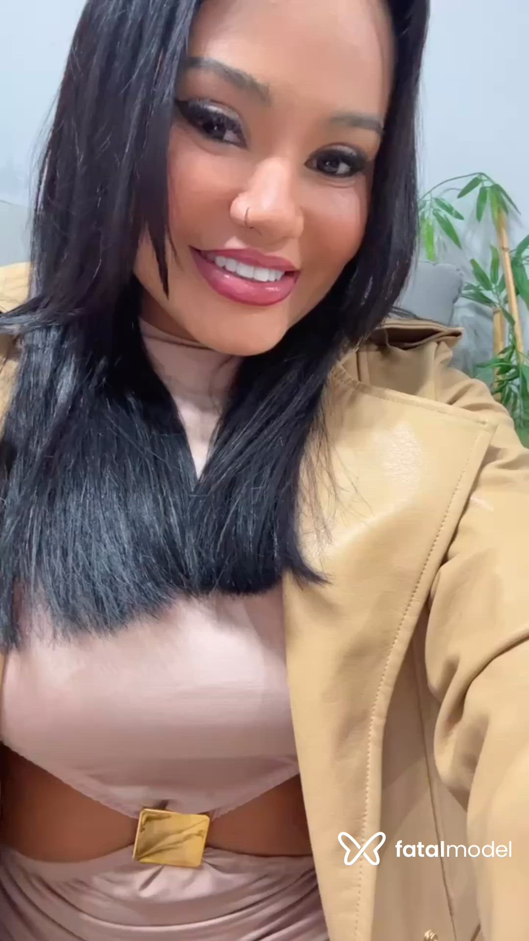 Acompanhante mulher morena (o) de olhos pretos - Sabrina Nordeste