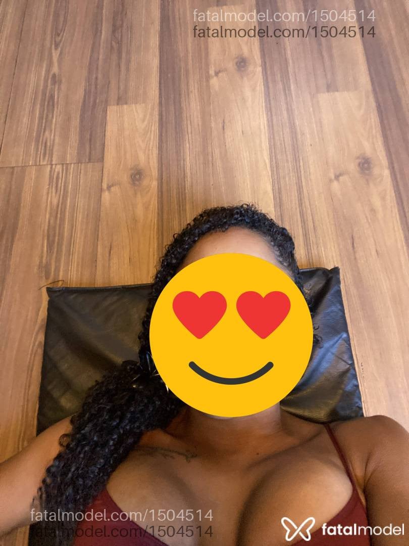 Acompanhante mulher morena (o) de olhos castanhos em Itaguaçu da Bahia - Mirella