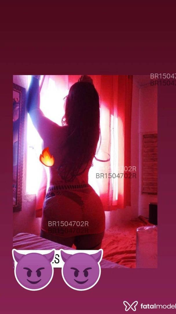 Acompanhante travesti com cabelo castanho de olhos castanhos em Betim - Amanda Castro