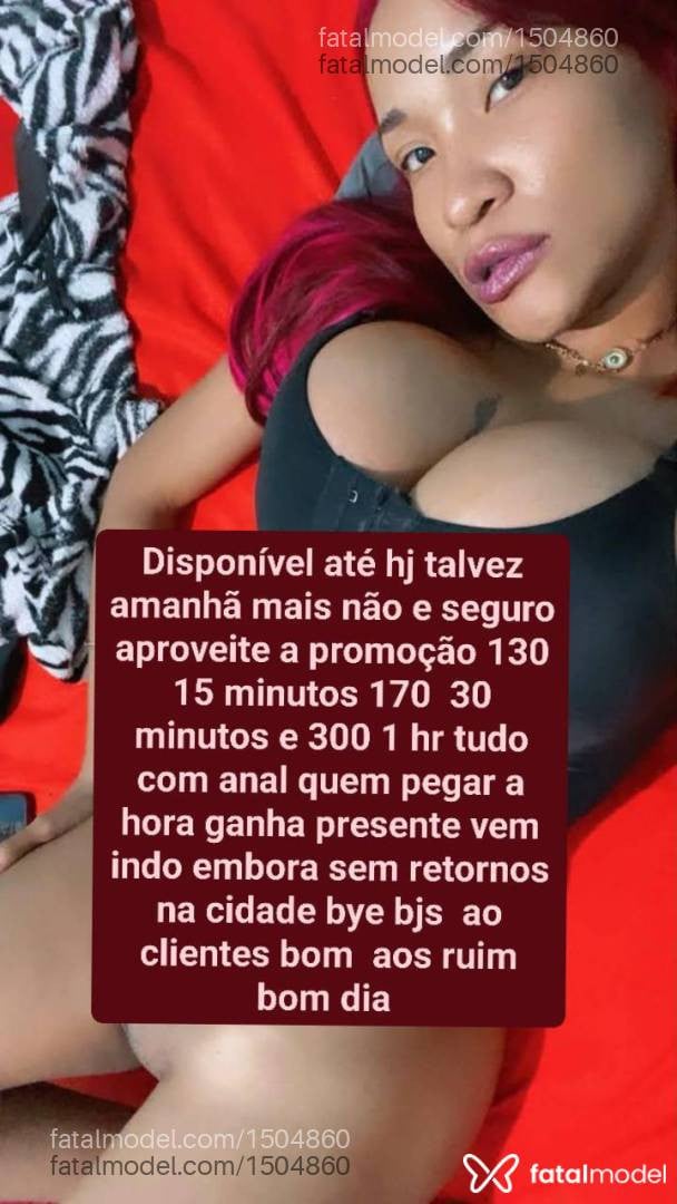 Acompanhante mulher morena (o) de olhos pretos - Náksu Kikyou
