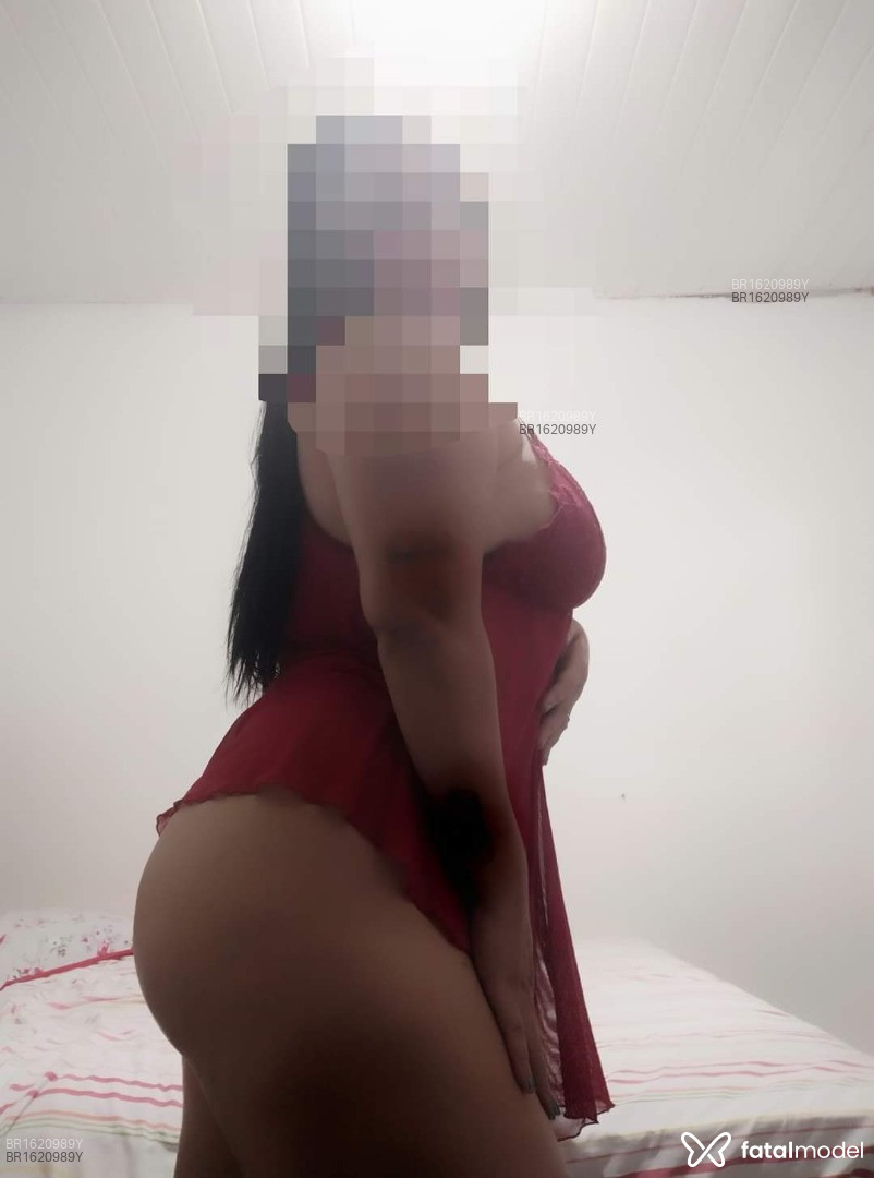 Acompanhante mulher com cabelo castanho de olhos mel em Virtual - Amanda