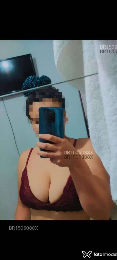 Acompanhante mulher morena (o) de olhos castanhos em Ponta Grossa - Mirela Albuquerque