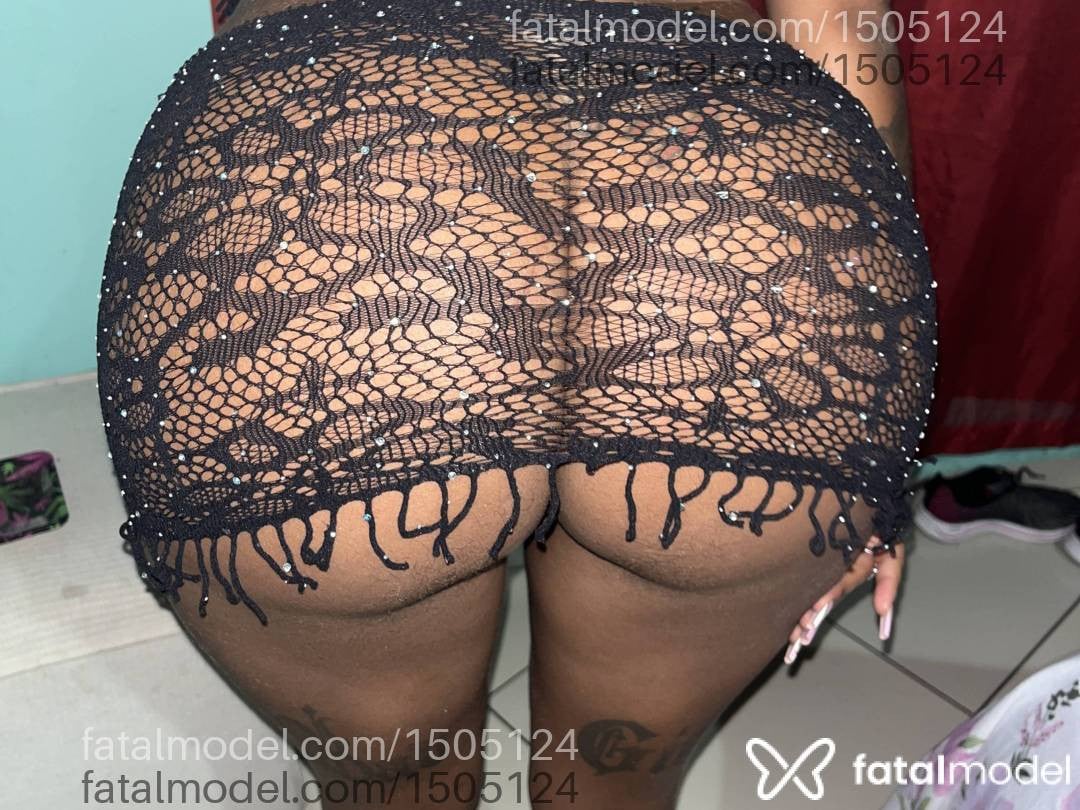 Acompanhante mulher morena (o) de olhos pretos em Rio das Ostras - Jasmim