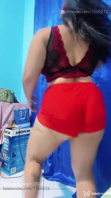Acompanhante mulher morena (o) de olhos castanhos - Isabella Acompanhante mulher morena (o) de olhos castanhos - Isabella