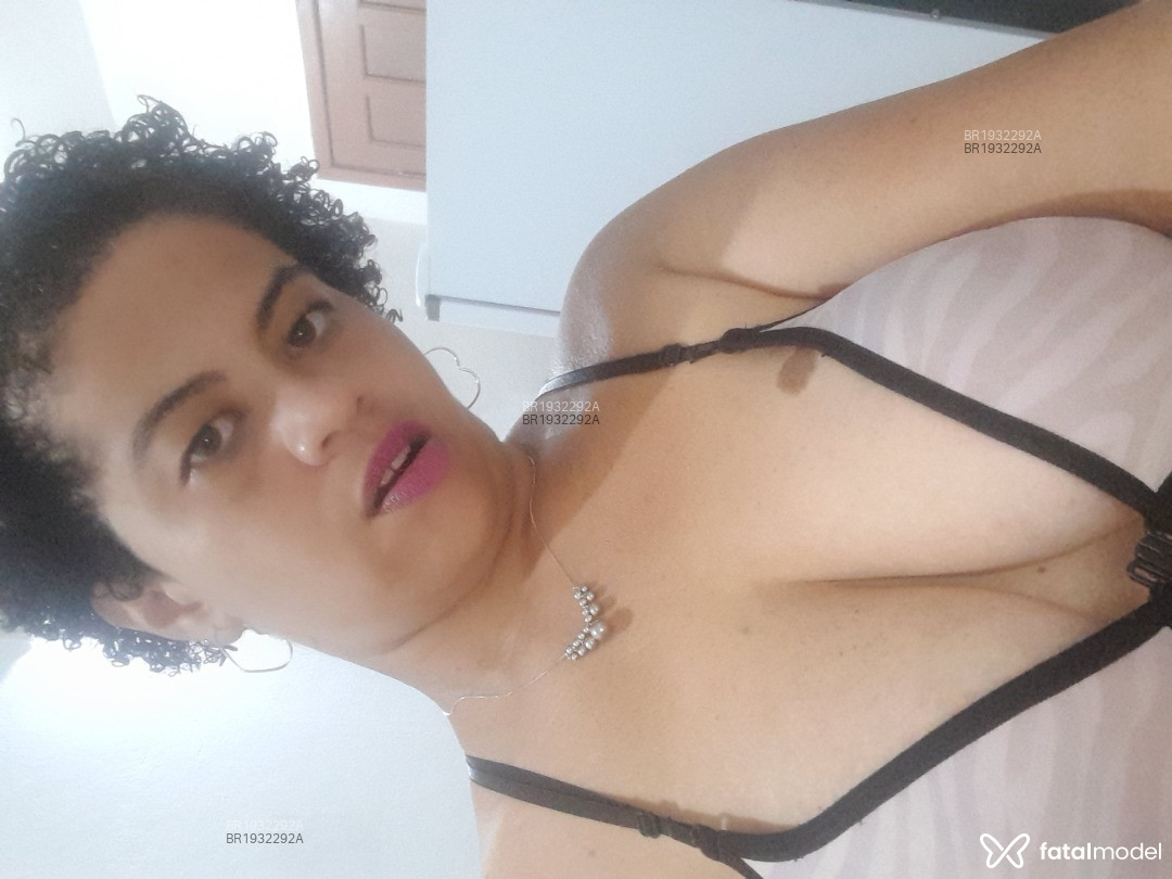 Acompanhante mulher morena (o) de olhos verdes em Virtual - Brunna