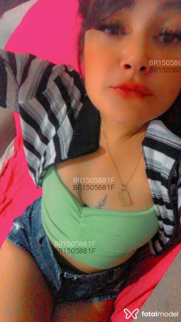 Acompanhante mulher morena (o) de olhos castanhos em Uberlândia - Camila