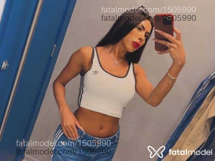 Acompanhante mulher trans morena (o) de olhos pretos - Estefany fany