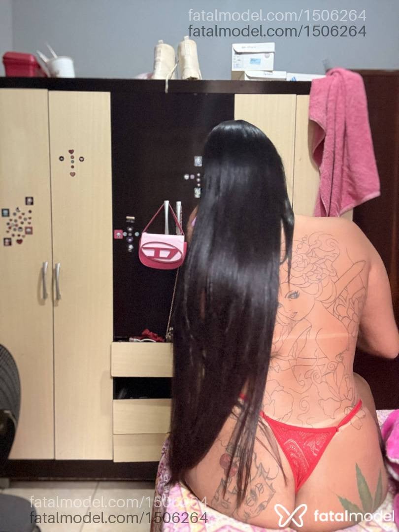 Acompanhante mulher com cabelo castanho de olhos castanhos - Bianca oliveira