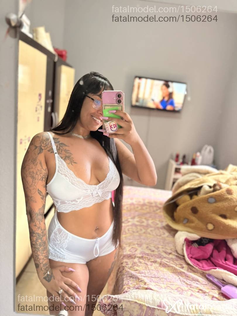 Acompanhante mulher com cabelo castanho de olhos castanhos - Bianca oliveira