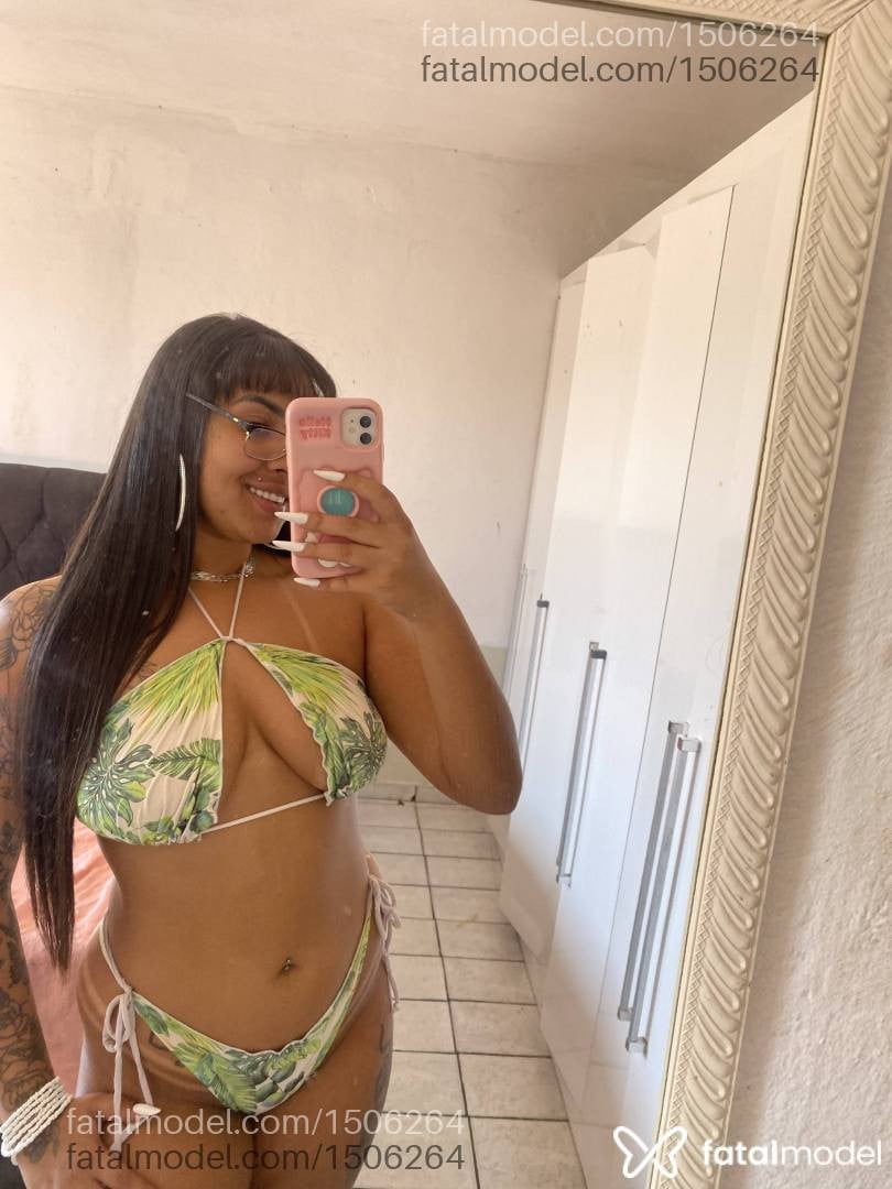 Acompanhante mulher com cabelo castanho de olhos castanhos - Bianca oliveira