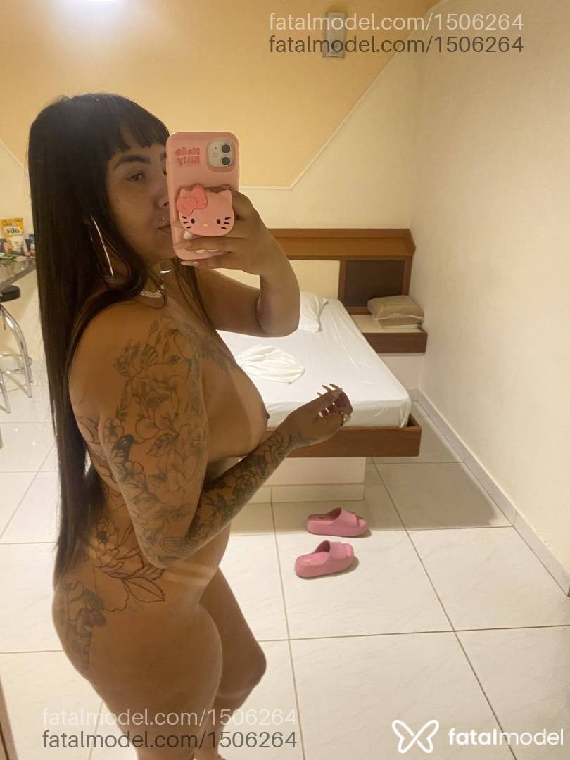Acompanhante mulher com cabelo castanho de olhos castanhos - Bianca oliveira