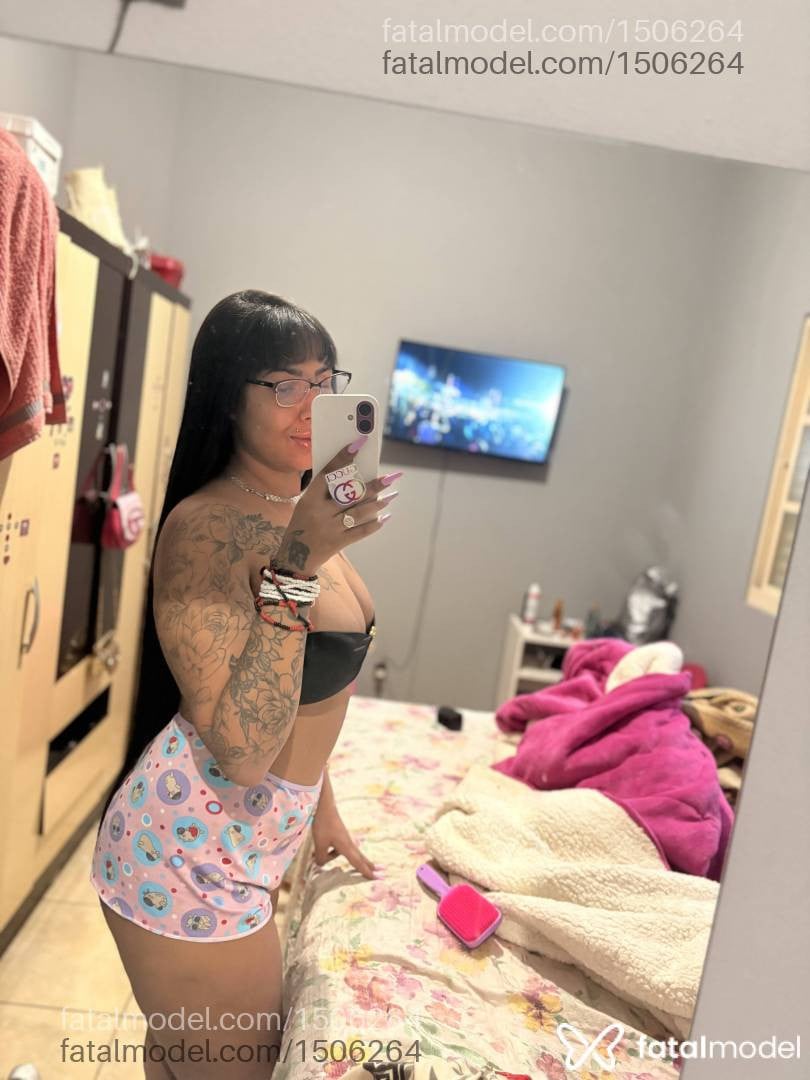 Acompanhante mulher com cabelo castanho de olhos castanhos - Bianca oliveira
