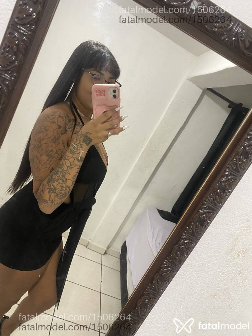 Acompanhante mulher com cabelo castanho de olhos castanhos - Bianca oliveira