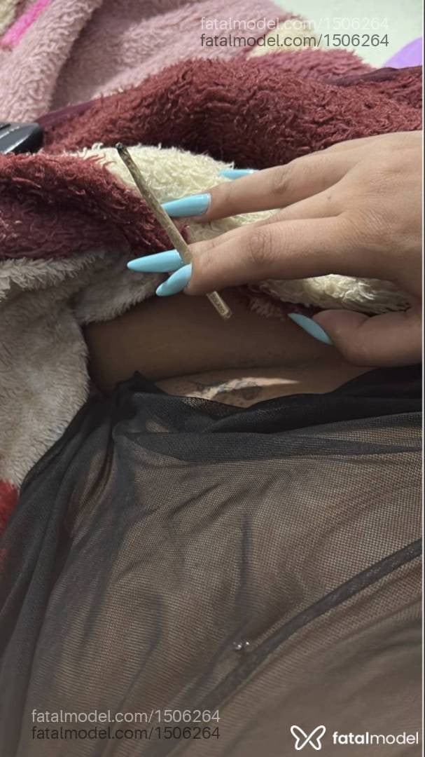 Acompanhante mulher com cabelo castanho de olhos castanhos - Bianca oliveira