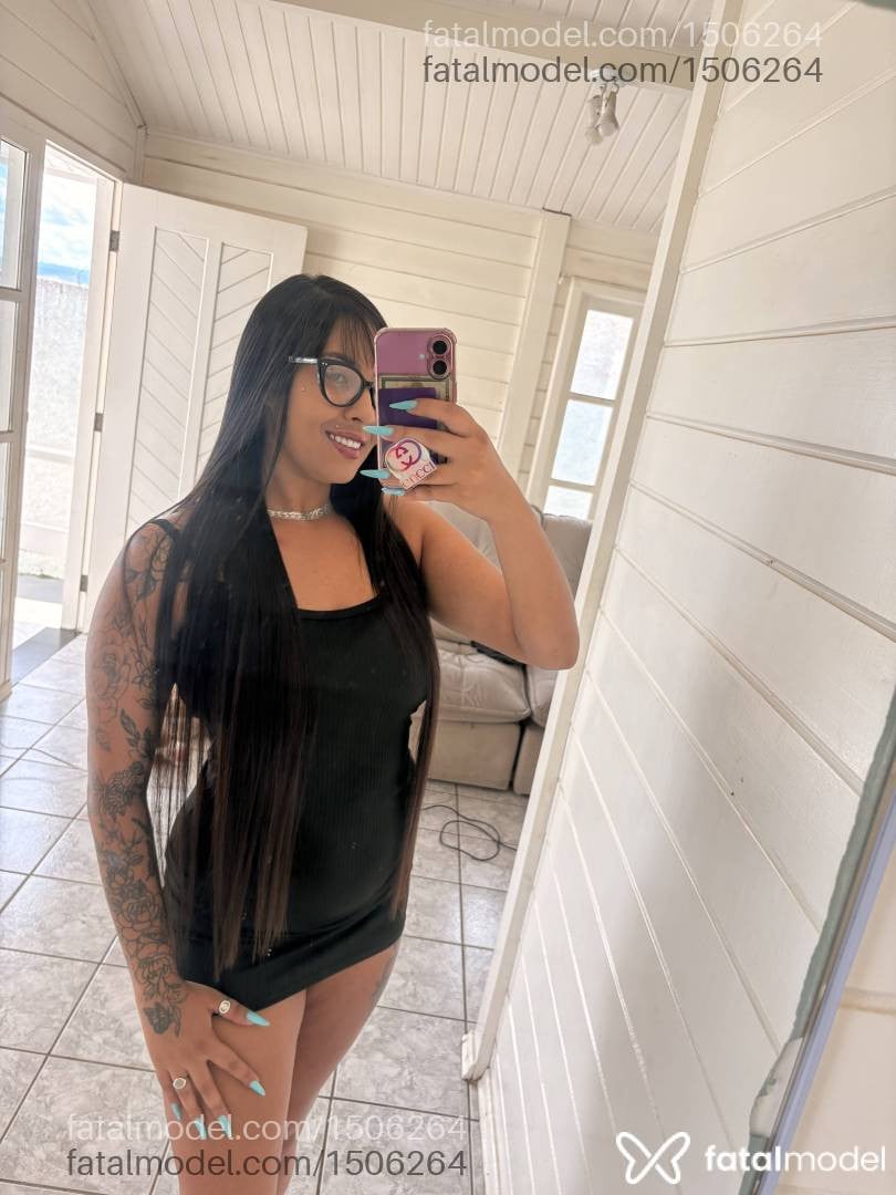 Acompanhante mulher com cabelo castanho de olhos castanhos - Bianca oliveira