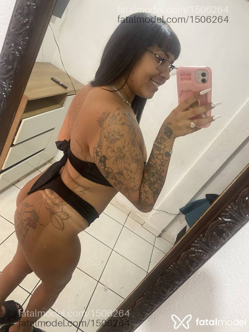 Acompanhante mulher com cabelo castanho de olhos castanhos - Bianca oliveira