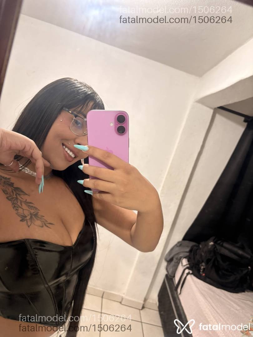 Acompanhante mulher com cabelo castanho de olhos castanhos - Bianca oliveira