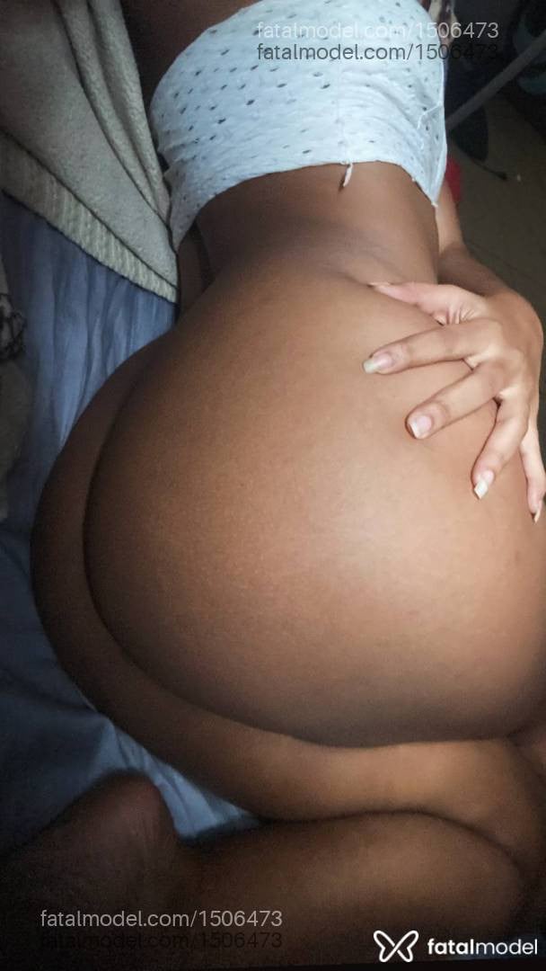 Acompanhante mulher morena (o) de olhos castanhos em Feira de Santana - Melinda