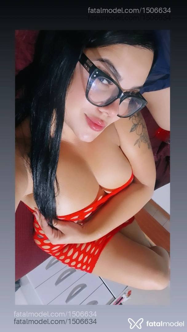 Acompanhante mulher morena (o) de olhos castanhos - Thaiz