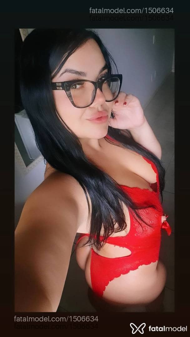 Acompanhante mulher morena (o) de olhos castanhos - Thaiz