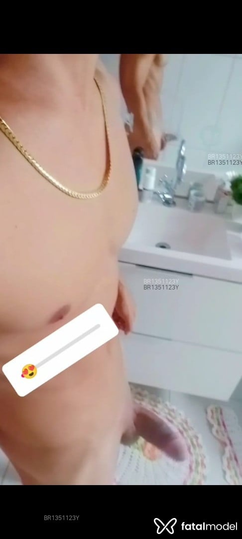 Acompanhante homem com cabelo castanho de olhos castanhos em Santa Maria - Lucas tesudao