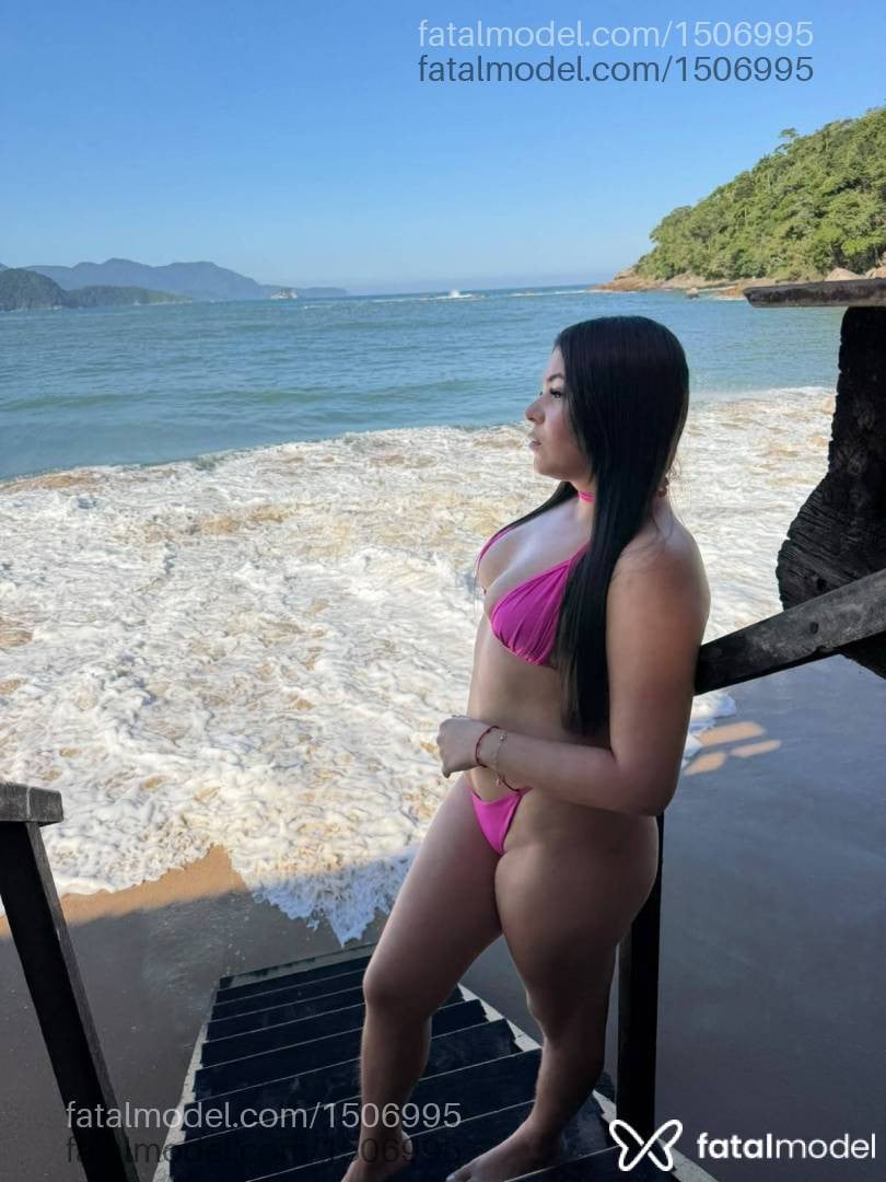 Acompanhante mulher morena (o) de olhos castanhos - Victoria Sanches