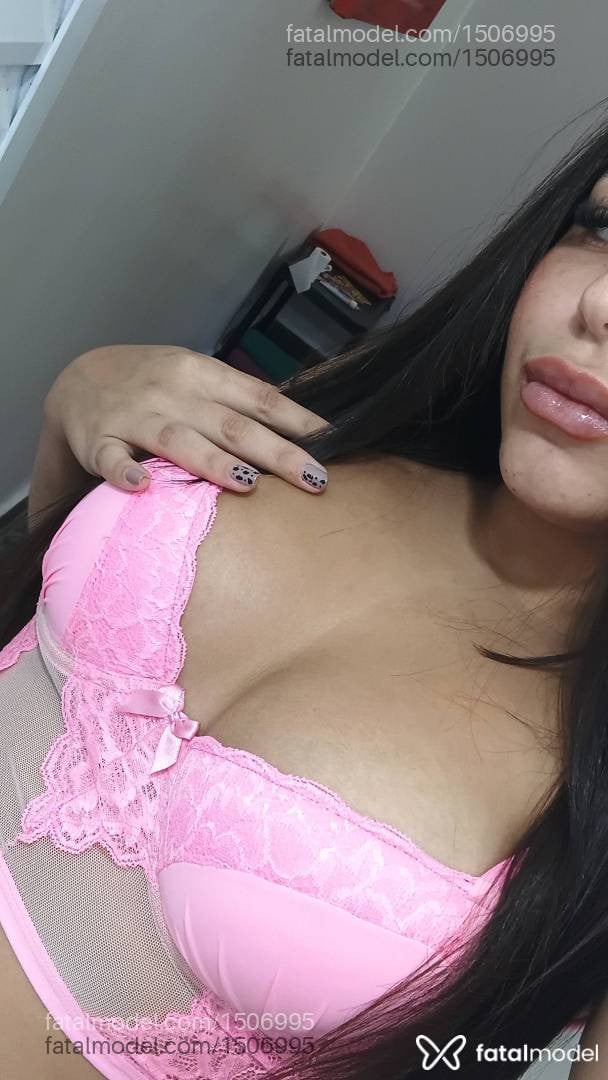 Acompanhante mulher morena (o) de olhos castanhos - Victoria Sanches