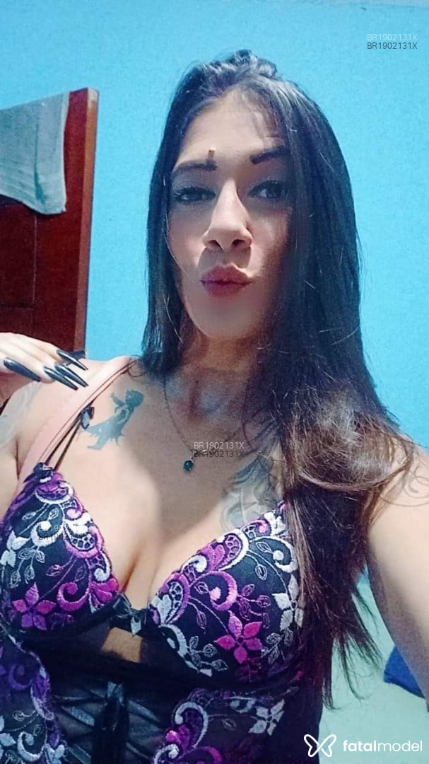 Acompanhante mulher morena (o) de olhos castanhos em Extrema Acompanhante mulher morena (o) de olhos castanhos em Extrema - Nanda