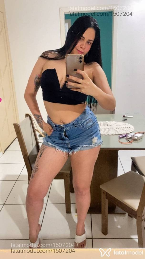 Acompanhante mulher morena (o) de olhos verdes em Imbituba - Iara Rabbane