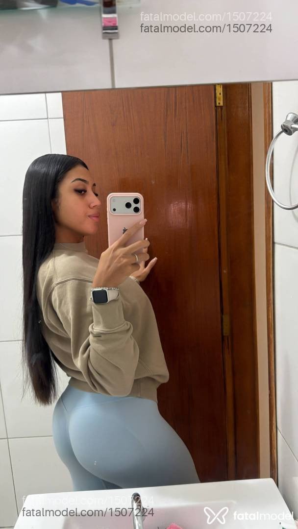 Acompanhante mulher com cabelo castanho de olhos pretos em Rio Claro - Melina