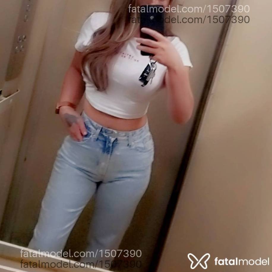 Acompanhante mulher loira (o) de olhos azuis em Santo Ângelo - Luana