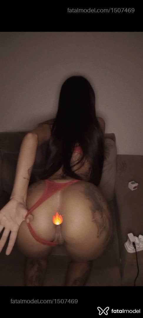 Acompanhante mulher com cabelo castanho de olhos castanhos em Pouso Alegre - Allana Castellani