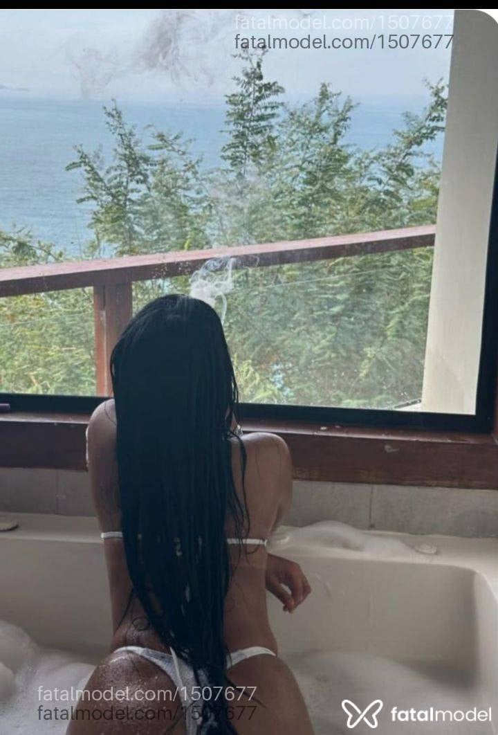 Acompanhante mulher morena (o) de olhos pretos em Pindamonhangaba - Cléo Venturini