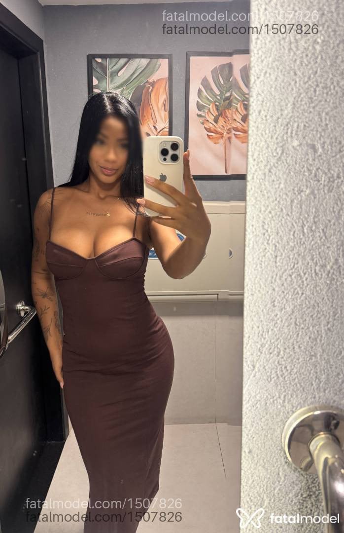Acompanhante mulher morena (o) de olhos castanhos em Salvador - Camila Ferrari