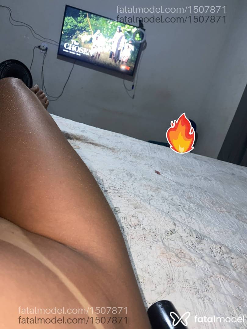 Acompanhante mulher com cabelo castanho de olhos castanhos em Cachoeiro de Itapemirim Acompanhante mulher com cabelo castanho de olhos castanhos em Cachoeiro de Itapemirim - Morena