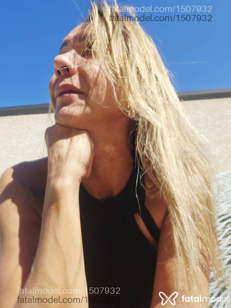 Acompanhante mulher loira (o) de olhos mel em Sorocaba - JULIA VALENÇA